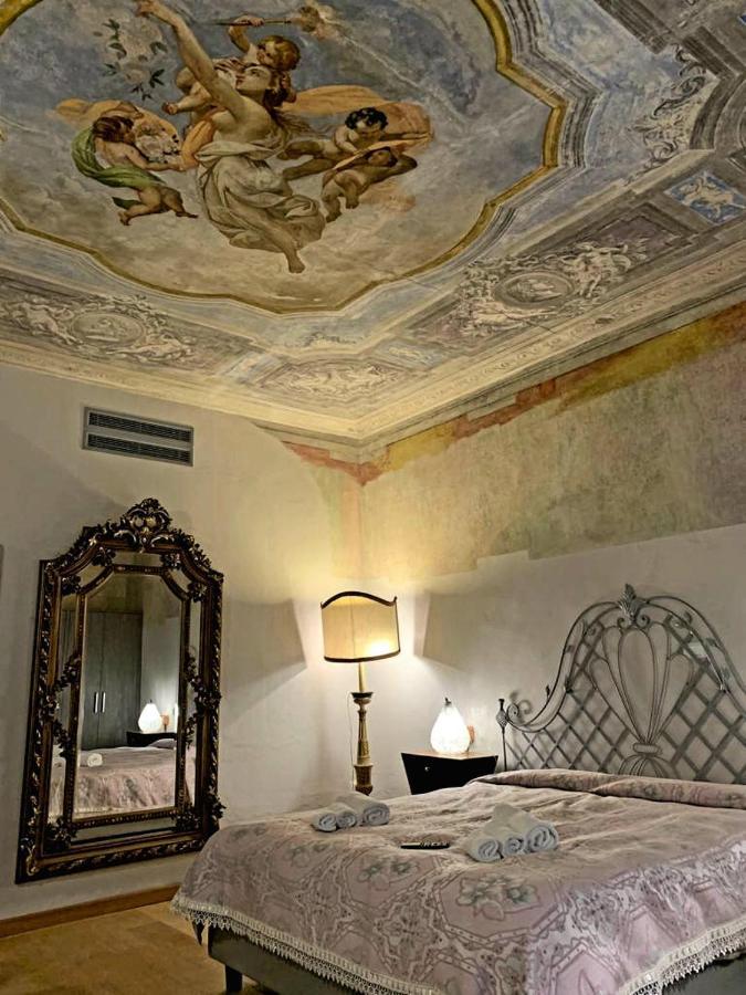 La Castellana Loft Hotel Bergamo Exteriör bild